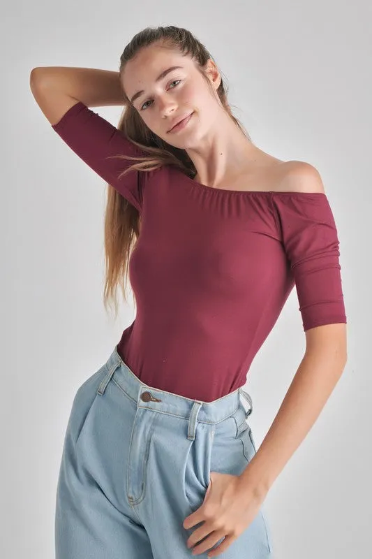 TEEK - Off-The-Shoulder Top